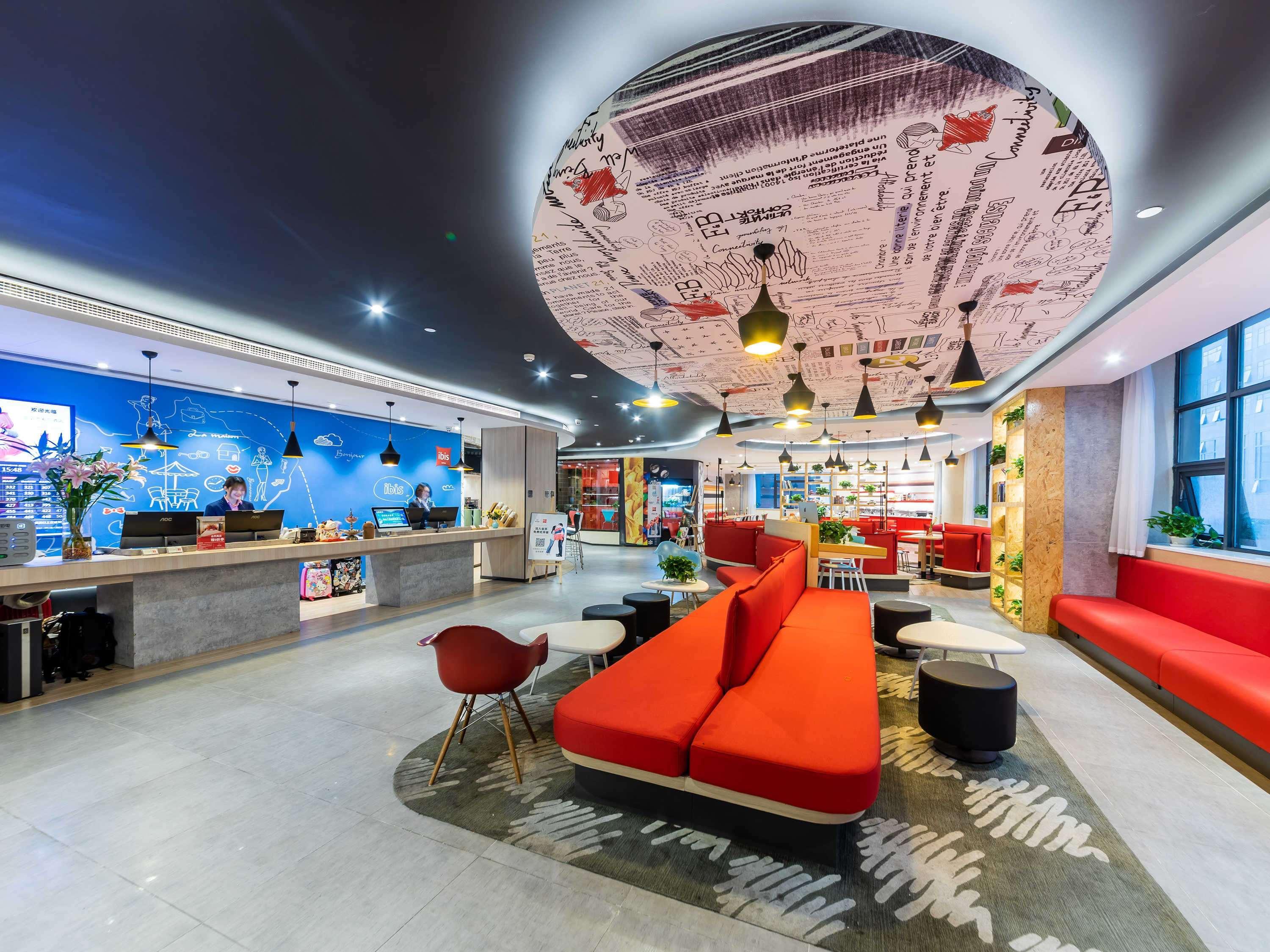 Ibis Chongqing Jiefangbei Pedestrian Street Hotel Exterior foto