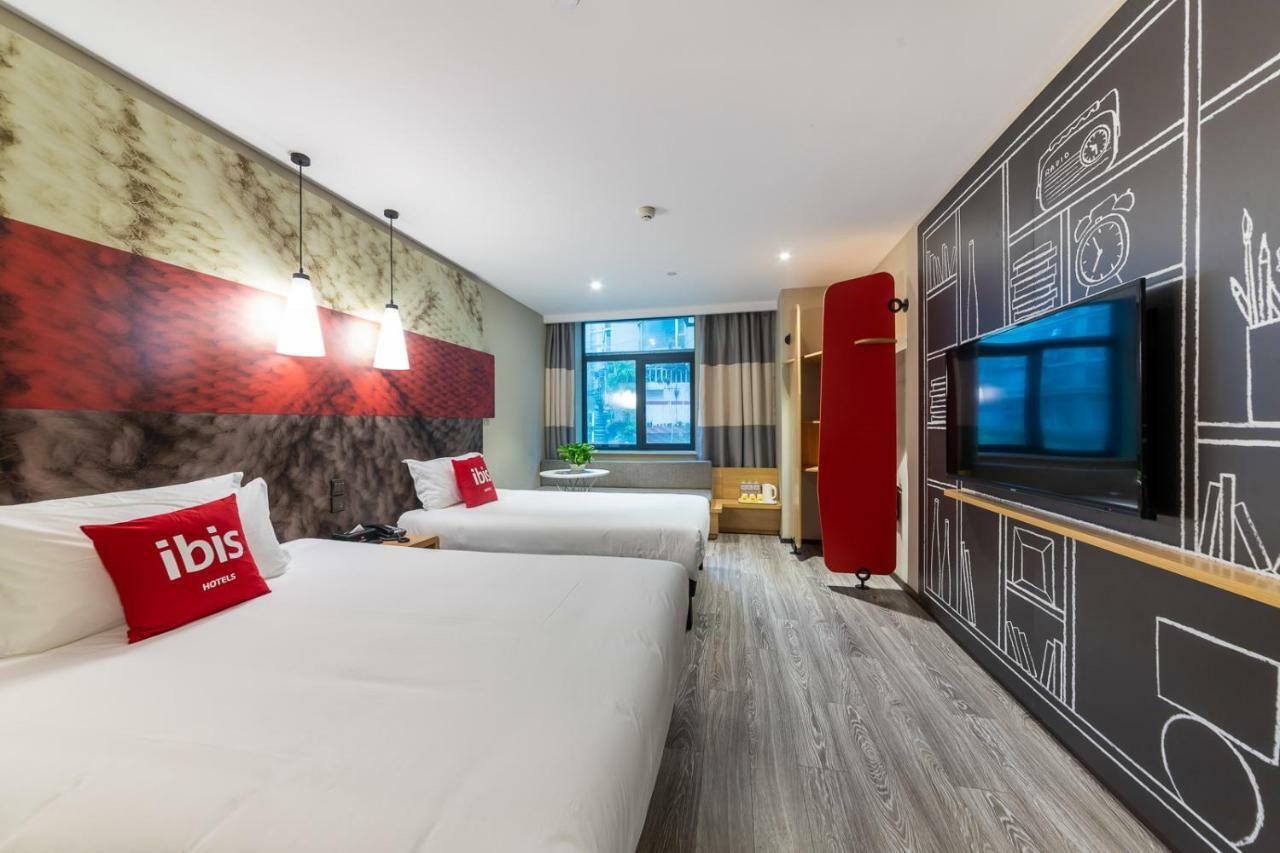 Ibis Chongqing Jiefangbei Pedestrian Street Hotel Exterior foto